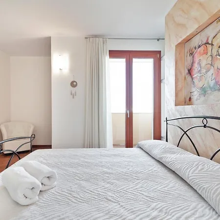 Magellano Penthouse